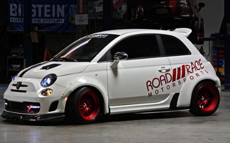 Fiat 500 Abarth 250hp - Small but wicked!