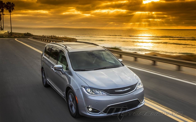 2017 Chrysler Pacifica: Reaching a High Level of Functionality and Safety
