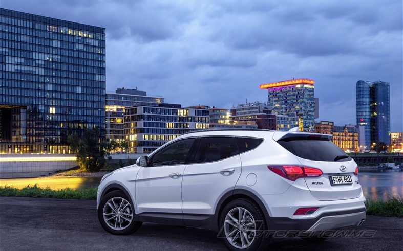 New Comfort and Convenience Features in the 2016 Hyundai Santa Fe