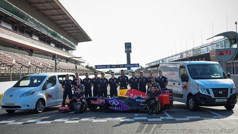 2015 Nissan Supports Infiniti s RBR team