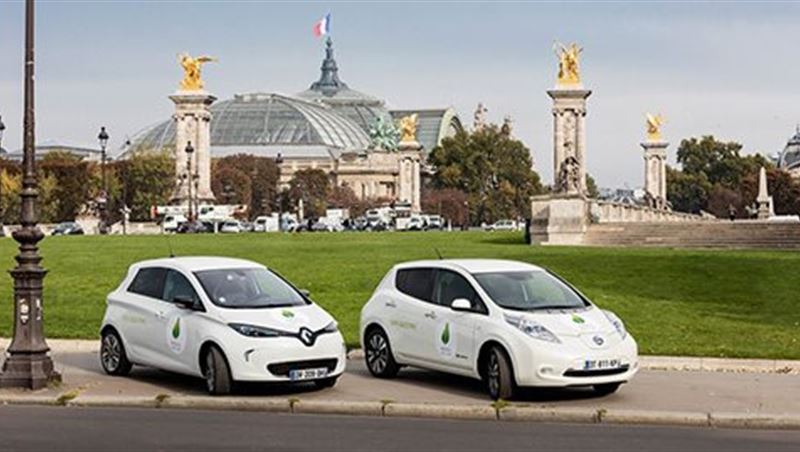 2015 Ninety New EV Charge Spots Around Paris for COP21