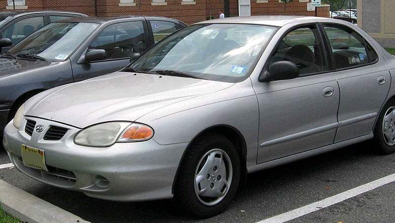 Hyundai Elantra 1998 7s
