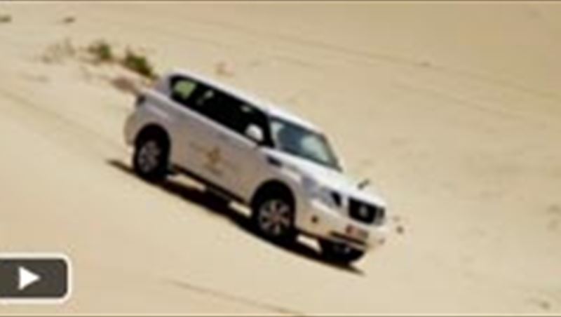 Mark Webber in Desert off-road, camel ride and falconry 