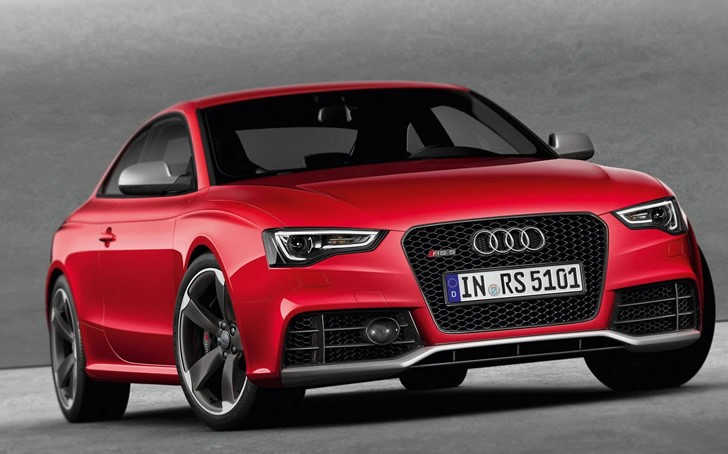 The new Audi RS 5 Coupe : Power intensified.