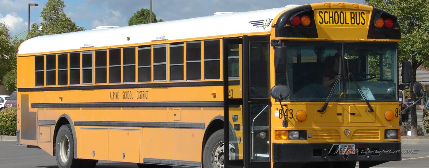 محاولة خطف لحافلة مدرسية مليئة بالأطفال 