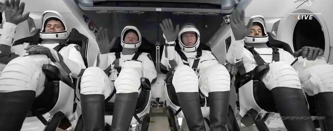 بالفيديو والصور: أطول مهمّة عربية... إطلاق صاروخ &quot;Falcon 9&quot; إلى الفضاء