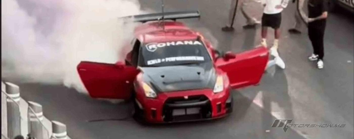إحتراق سيارتين نيسان GT-R معدلتين في معرض SEMA