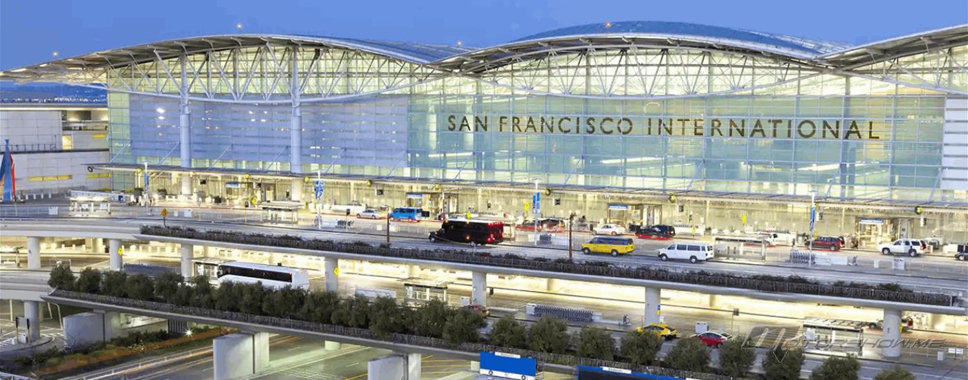 مأساة في مطار سان فرانسيسكو: رجل يسقط أسفل منصة شحن