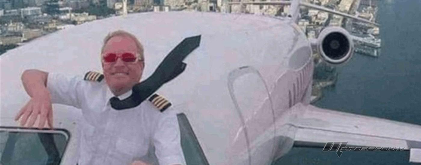 طيار يلتقط "سيلفي" من نافذة الطائرة ليثبت لزوجته أنه في العمل