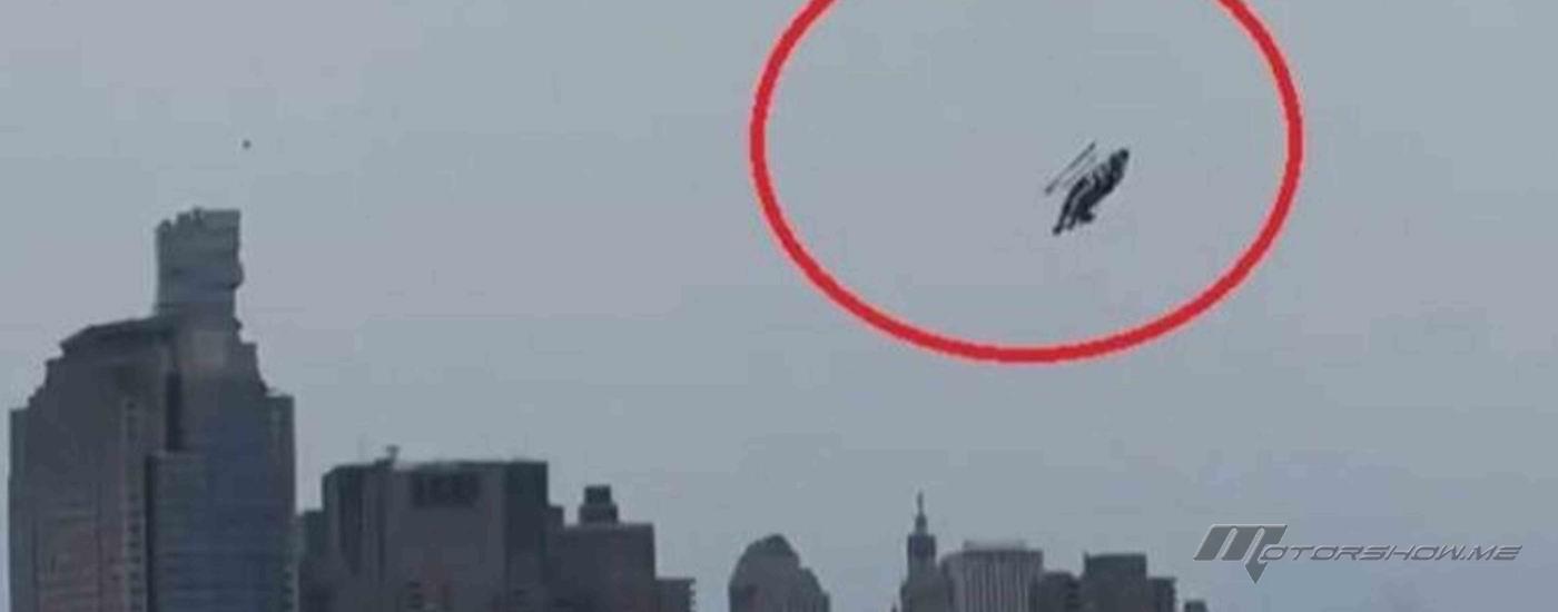 بالفيديو: لحظة سقوط مروحية في نيويورك واختفائها في النهر