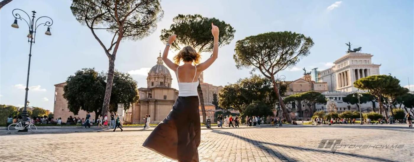 رقصة في منتصف الطريق تشلّ حركة المرور في إسطنبول