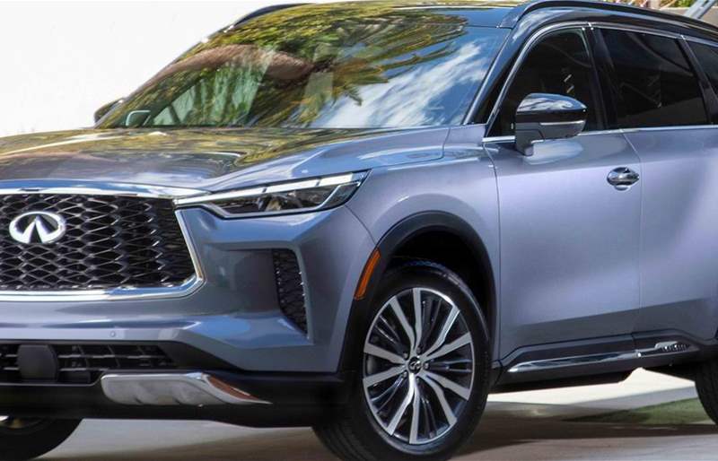 All-new INFINITI QX60 available at Arabian Automobiles