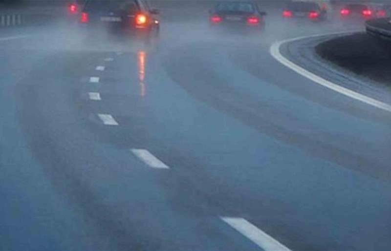 أهم النصائح لقيادة السيارة تحت الأمطار الغزيرة والسيول