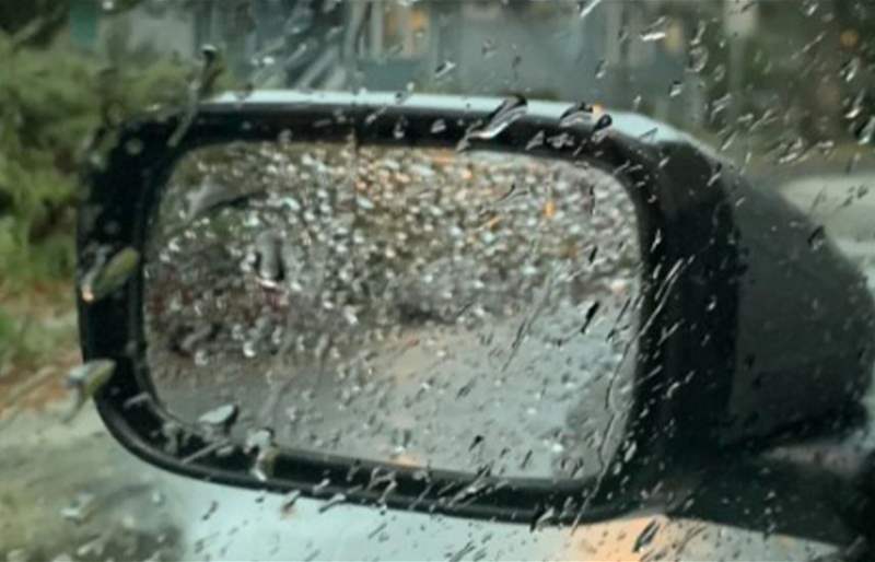 حل ياباني بسيط لتحسين رؤية مرايا السيارات في المطر