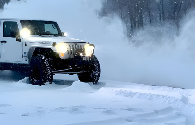 منع قيادة السيارات خارج الطرقات المعبّدة في البقاع حفاظًا على السلامة العامة