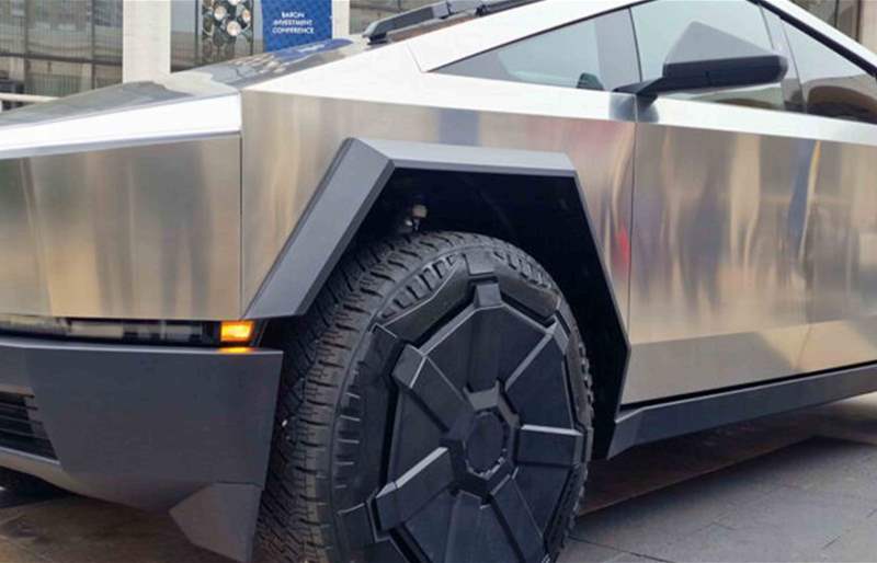 إيلون ماسك: &quot;حفرنا قبرنا بأنفسنا باستخدام Cybertruck&quot;