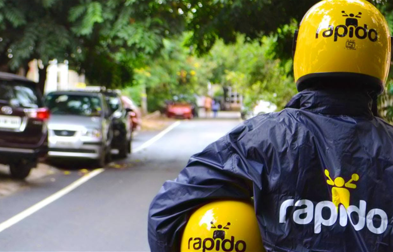 حادثة غريبة بسبب أجرة تاكسي… إصابة مؤلمة لرجل بعد شجار