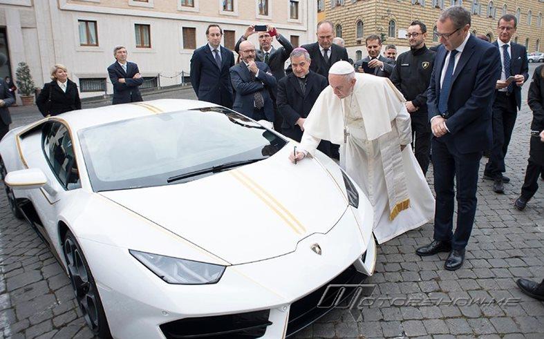 Pope Francis Auctions His Lamborghini Huracan For Charity