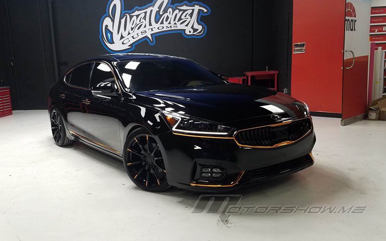 The 2018 Kia Cadenza Obsidian