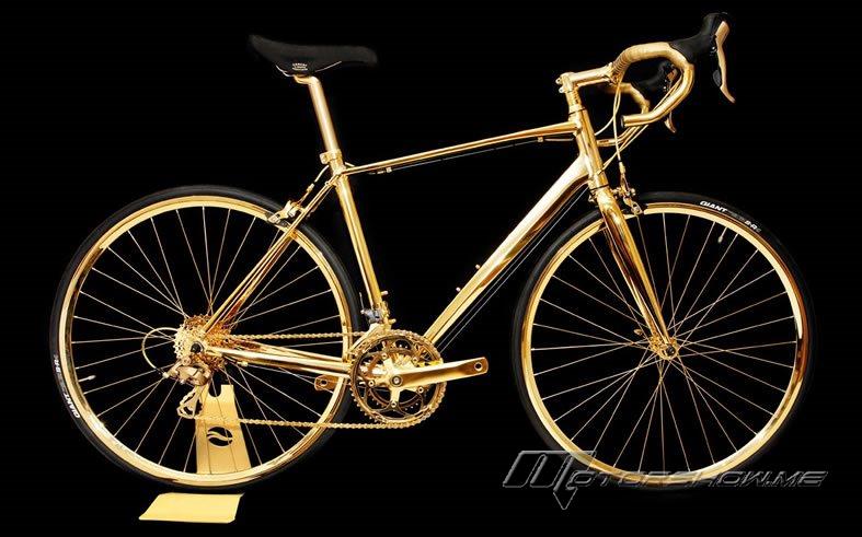 دراجة هوائية مصنوعة من 24 قيراط من الذهب بسعر سيارة رولز رويس تليق بالأثرياء العرب