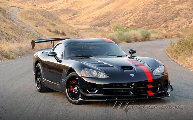 The 2015 Dodge Viper SRT, a super car hand-crafted in Detroit