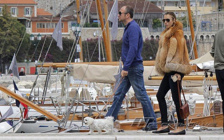 بالصور: ميلياردير روسي يقدم هدية لزوجته بقيمة 292 مليون دولار.. ما هي؟ 