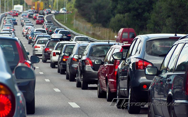 بالصور: بعض التمارين الرياضية البسيطة أثناء القيادة للحفاظ على تركيز ولياقة السائق