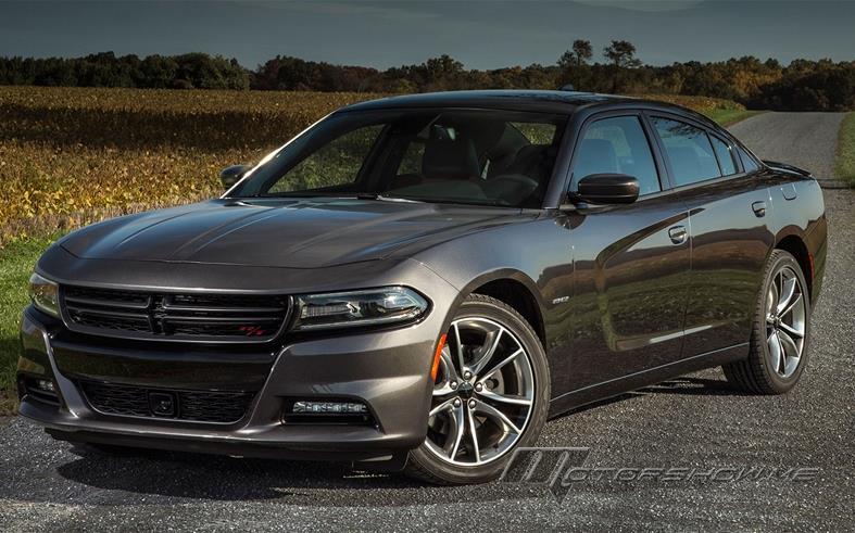 2015 Dodge Charger R/T : A new race experience with great performance