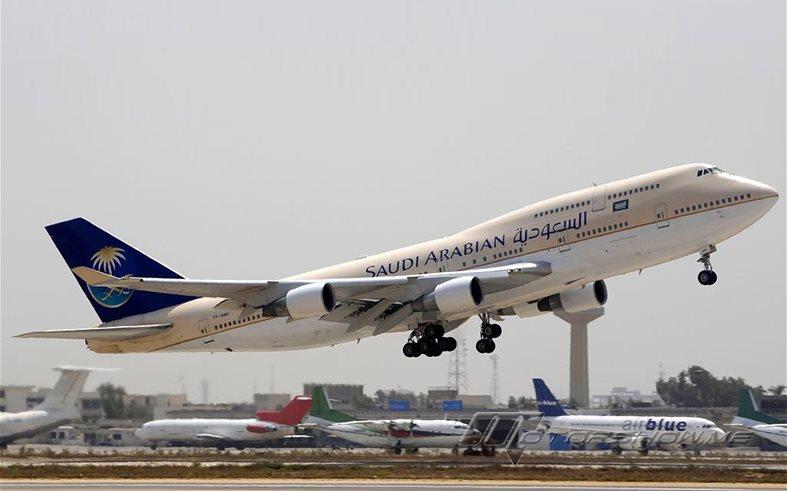 ما قصة طلاق سيدة في السعودية من زوجها بسبب تأخر وصول الطائرة؟ 