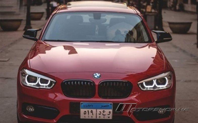 بالصور: شاب مصري يحتفل بسيارته الجديدة بطريقة غريبة!