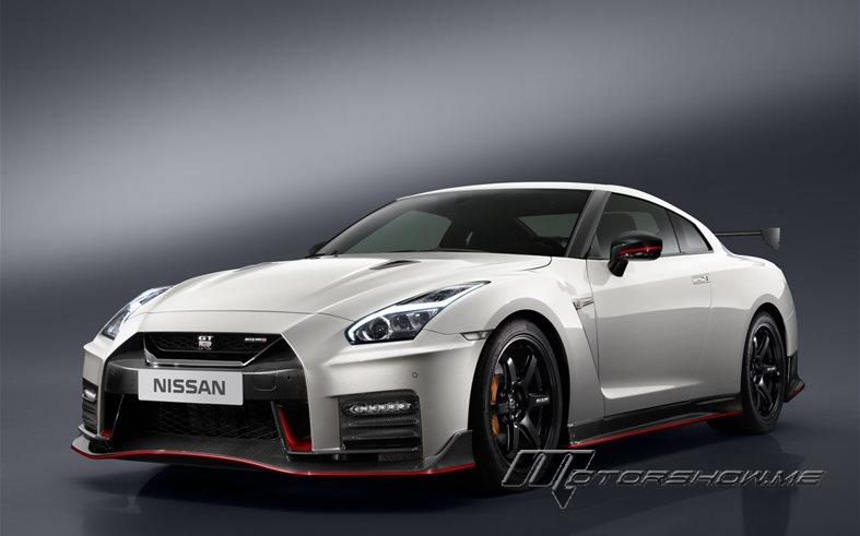 The 2017 Nissan GT-R NISMO Made its Debut at the Famous N&uuml;rburgring Race Course!