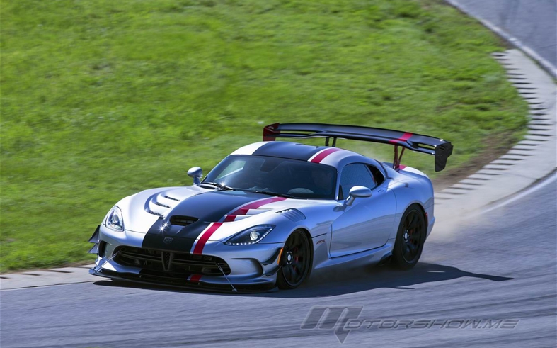 دودج فايبر اي سي ار طراز 2016 بتصاميم خارجية هجومية ووظيفية