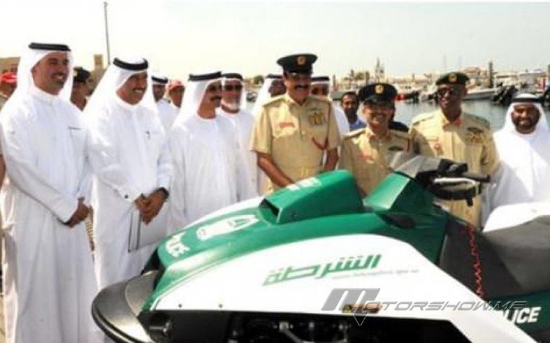 اعلنت شرطة دبي وسلطة دبي الملاحية عن انضمام دراجات مائية لأسطولها البحري