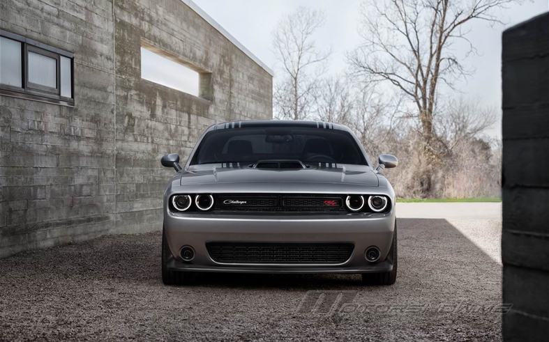 Check Out the 2016 Dodge Challenger 392 HEMI Scat Pack