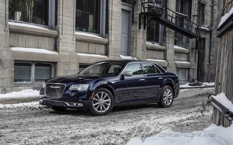 2016 Chrysler 300C Platinum: Modern Design and Classy Style