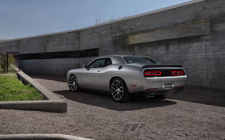 Know More about the Dodge Challenger 392 HEMI Scat Pack Shaker 