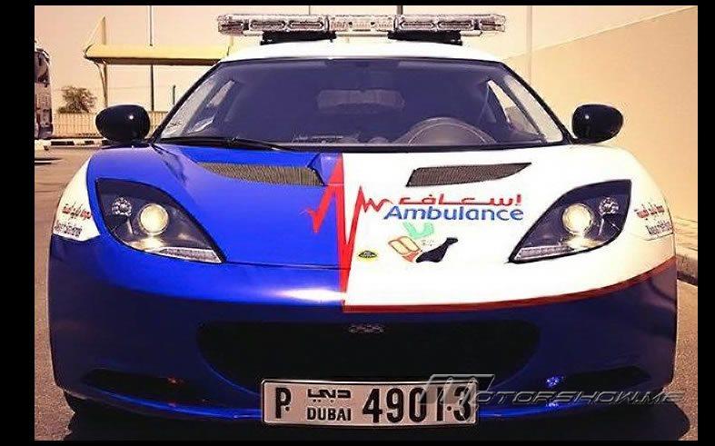 سيارة جديدة تنضم  إلى أسطول الاسعاف في دبى