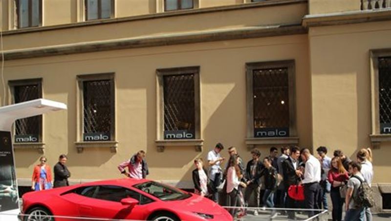 2015 Lamborghini and TecknoMonster Bynomio Luggage