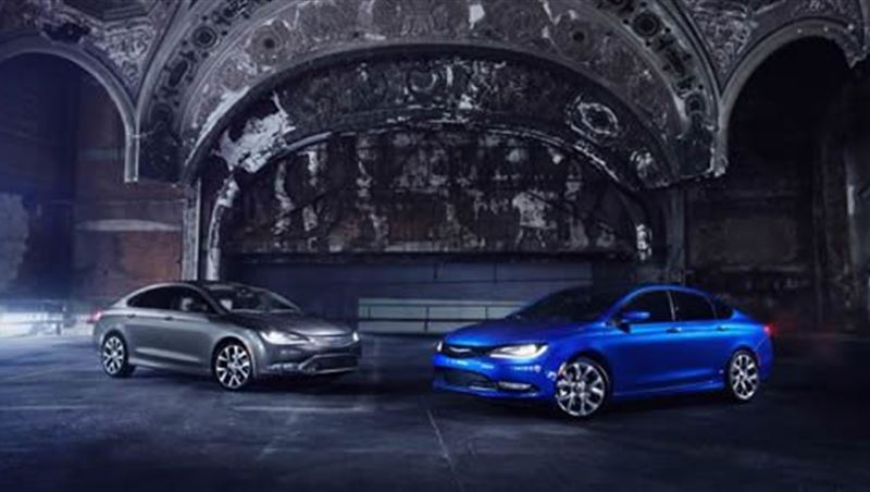 2016 Chrysler 200C and 200S