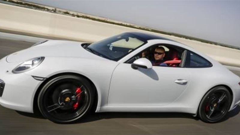 2017 Porsche 911 and 718 Boxster MotorShow Test Drive