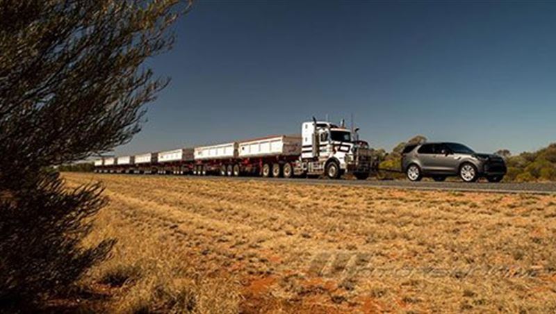 2018 ديسكفري Tows 121-Ton Road Train