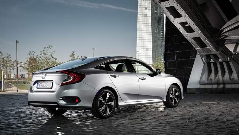 2018 Civic Saloon