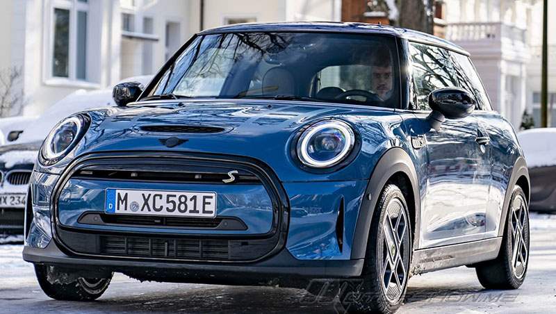 2021 Cooper SE