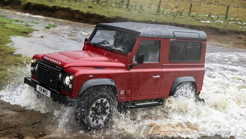 Land Rover Defender V8 Heritage Vehicles