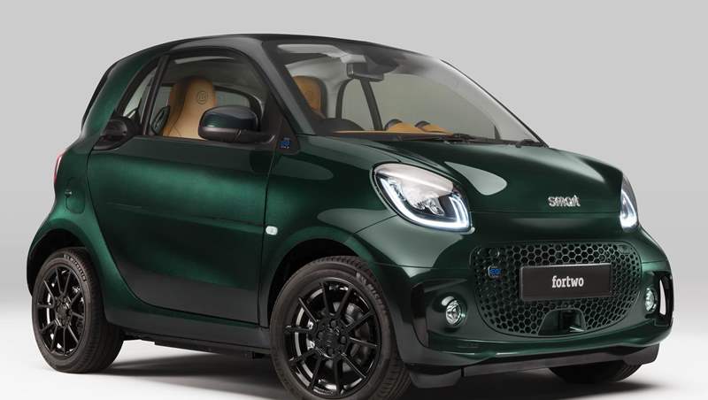 2022 Smart EQ Fortwo Coupe Racing Green Edition