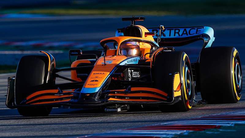 2022 McLaren MCL36