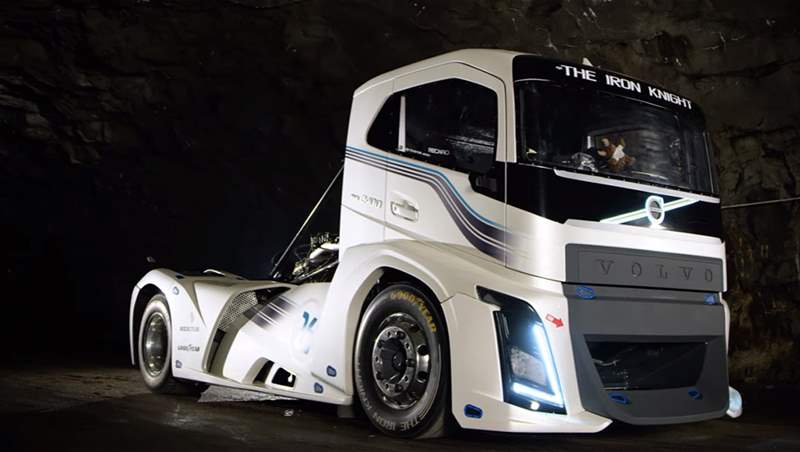The world’s Fastest Truck – The Volvo Iron Knight 