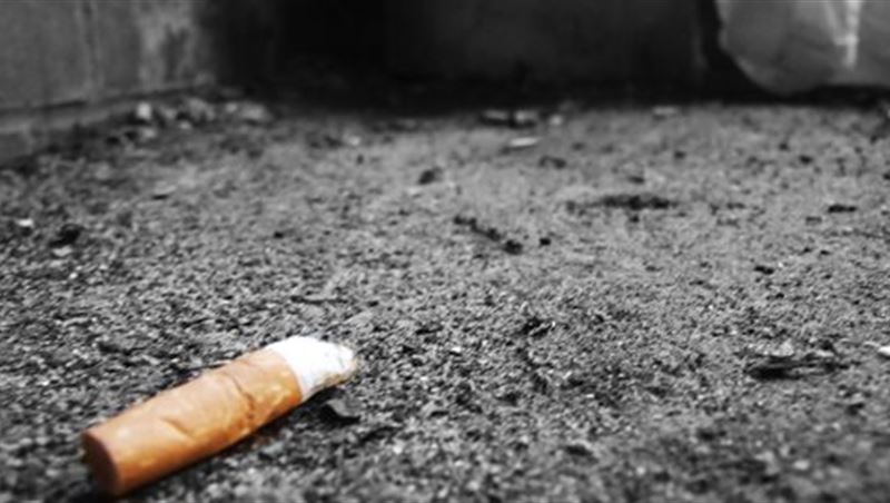  Smokers at Rafic Hariri International Airport